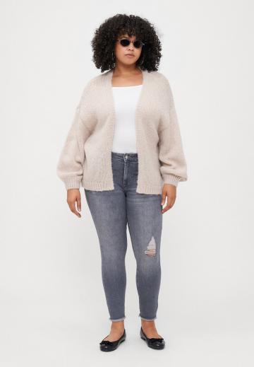 Узкие джинсы