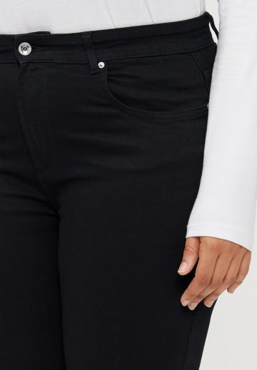 Клешеные джинсы