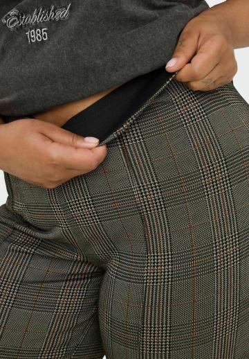 Узкие брюки