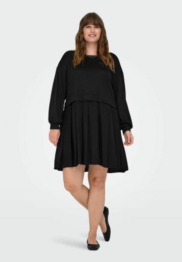 Вязаное платье