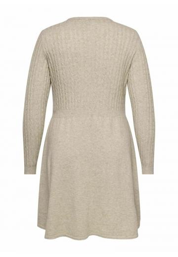 Вязаное платье