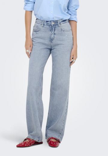 Прямые джинсы