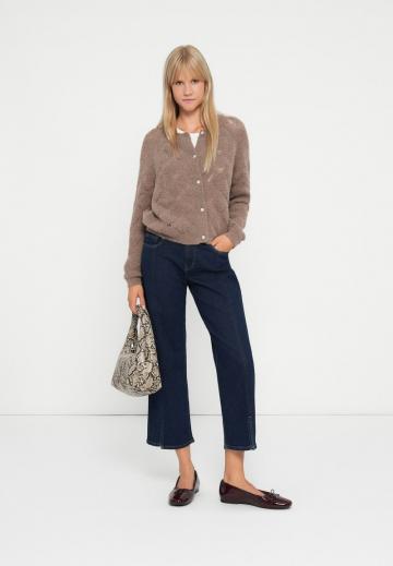 Короткие джинсы