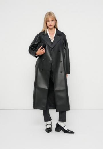 Пальто из искусственной кожи
