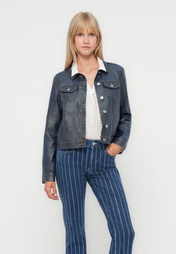 Джинсовая куртка