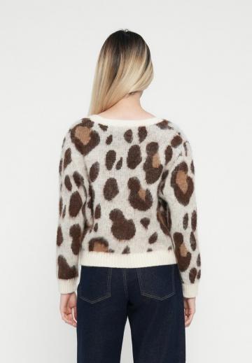 Жаккардовая вязаная кофта