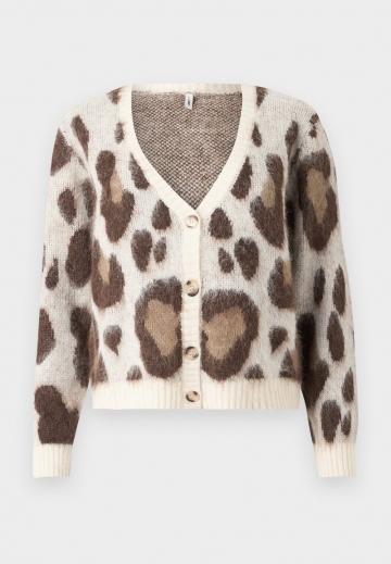 Жаккардовая вязаная кофта