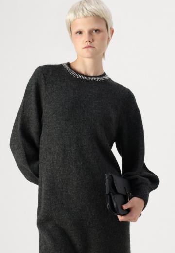 Вязаное платье