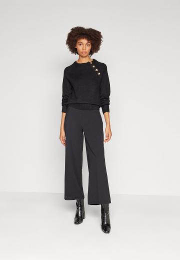 Длинный пуловер