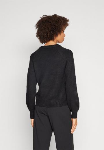 Длинный пуловер