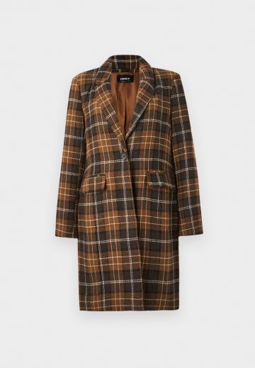 Шерстяное пальто