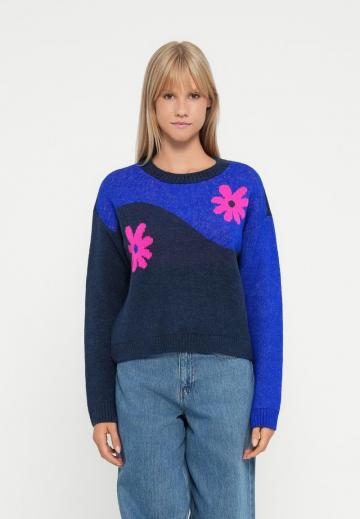 Длинный пуловер