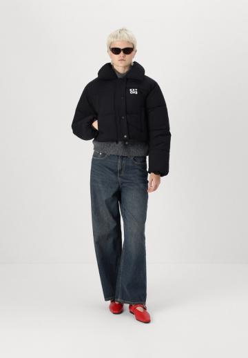 Короткая куртка