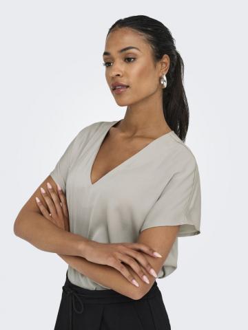 Атласная блузка