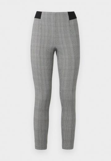 Узкие брюки