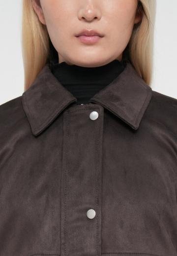 Куртка с накладнымит карманами