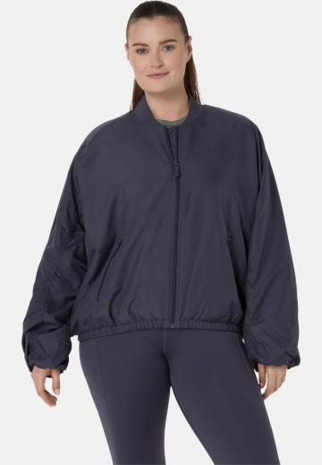 Спортивная куртка