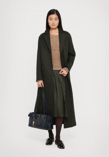 Шерстяное пальто