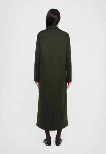 Шерстяное пальто