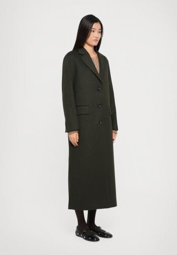 Шерстяное пальто