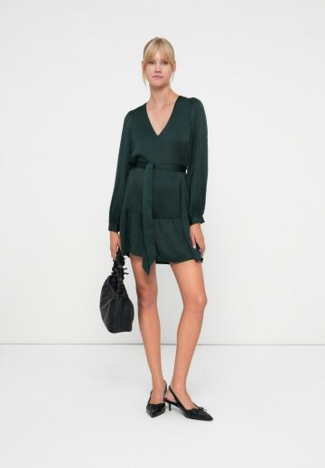 Короткое платье