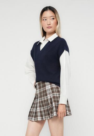 Пуловер с воротником поло