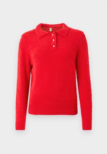 Пуловер с воротником поло