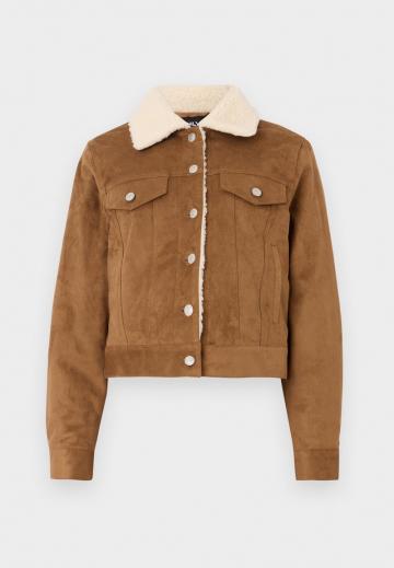 Короткая куртка