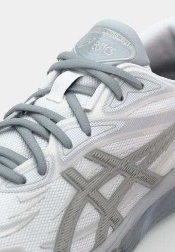 Гандбольные кроссовки