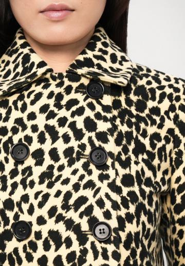 Шерстяное пальто