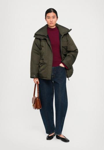 Зимняя куртка