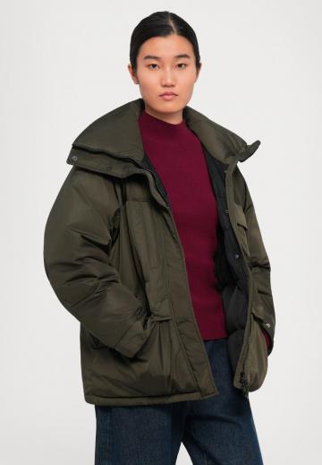 Зимняя куртка