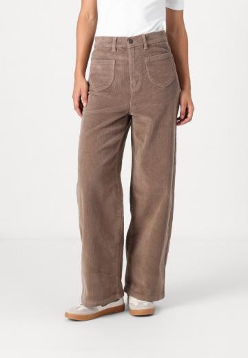 Прямые брюки