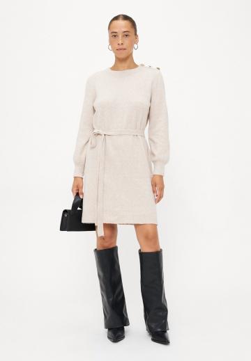 Вязаное платье