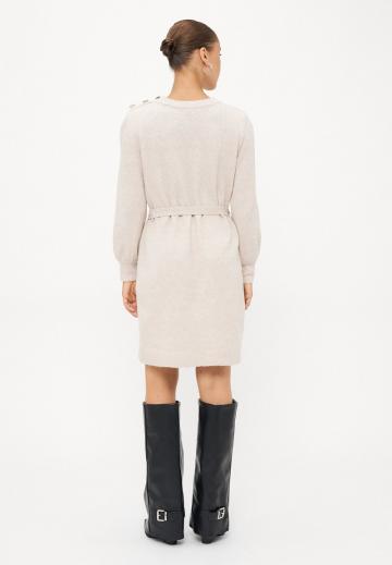 Вязаное платье