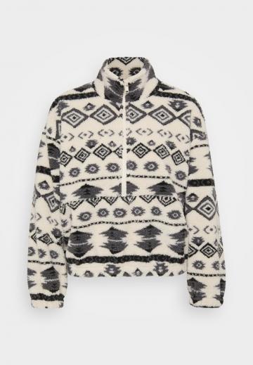 Флисовая куртка