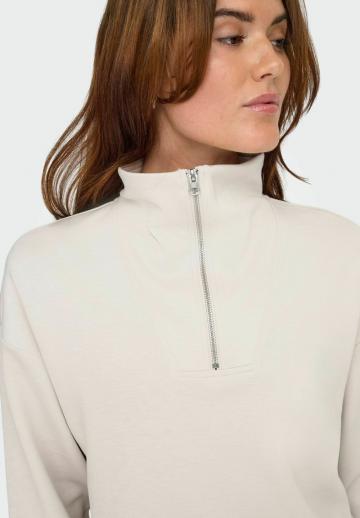 Спортивная толстовка