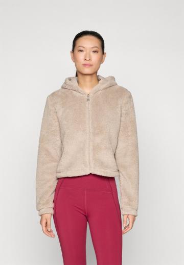 Флисовая куртка