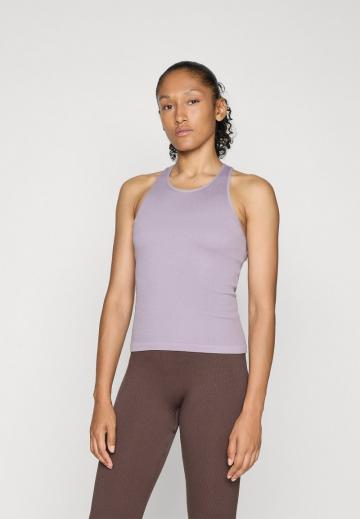 Спортивный топ