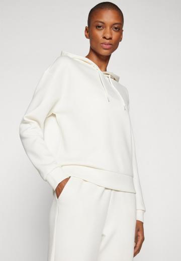 Спортивная толстовка