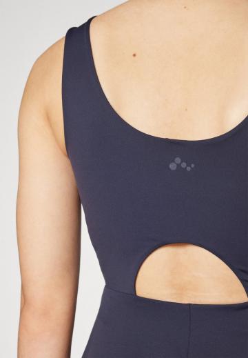 Спортивное платье