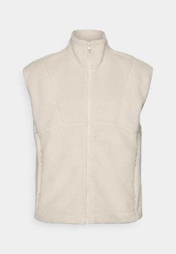 Спортивный жилет