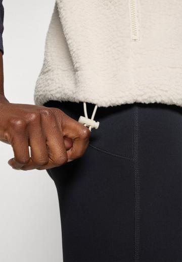 Спортивный жилет