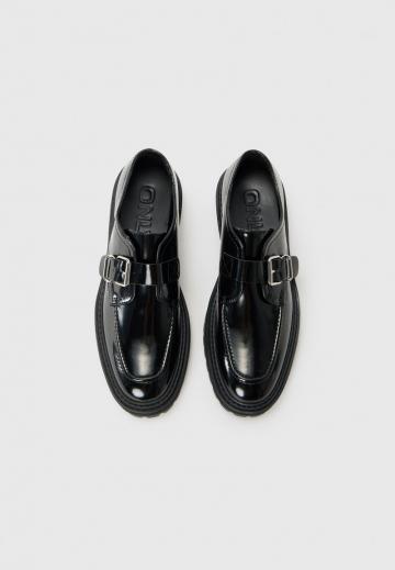 Полуботинки