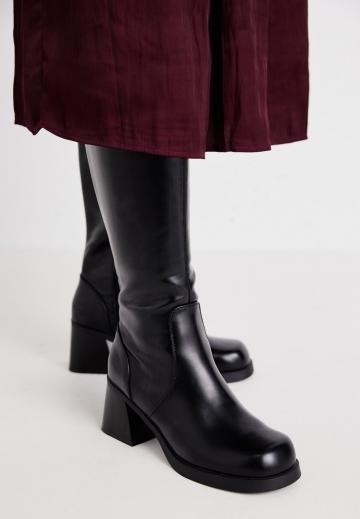 Сапоги на платформе