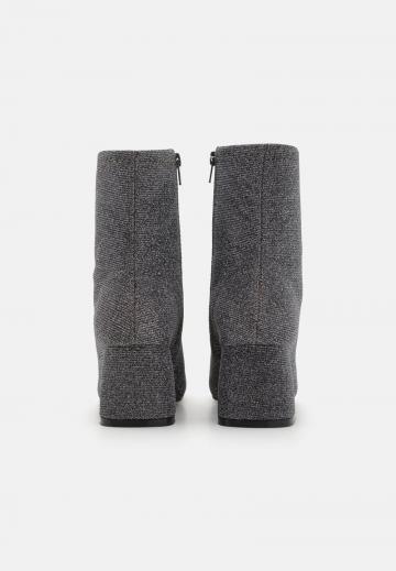 Полусапожки