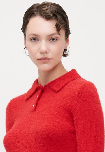 Пуловер с воротником поло