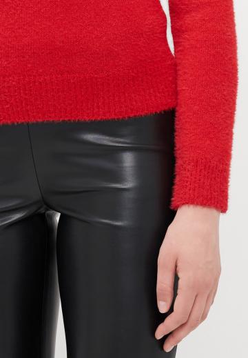 Пуловер с воротником поло