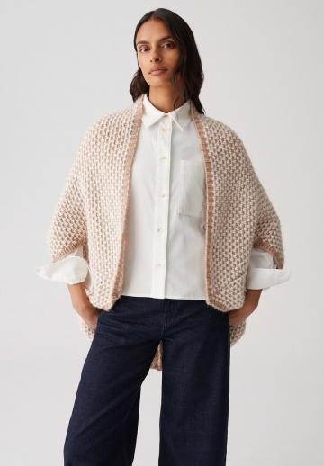 Жаккардовая вязаная кофта
