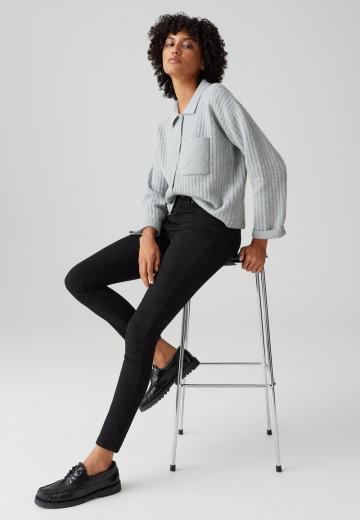 Узкие джинсы